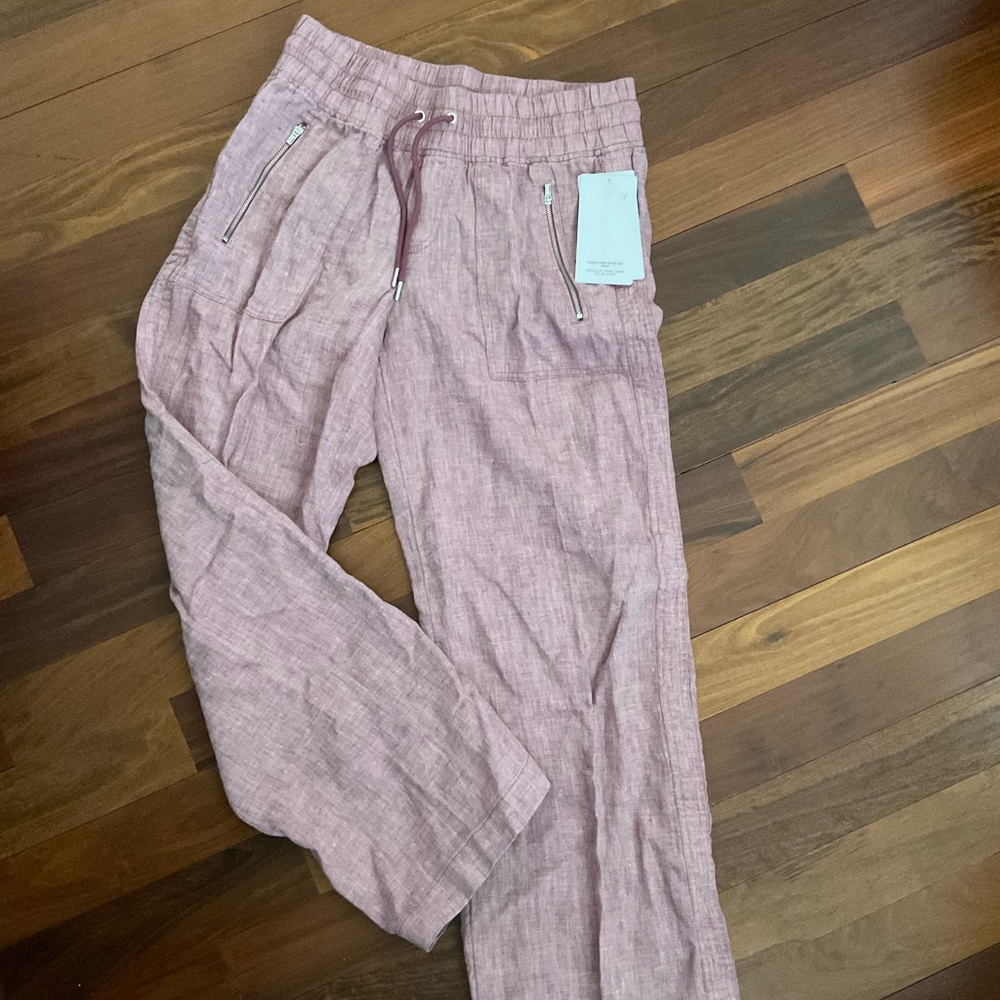 NWT athleta Cabo wide leg linen pants in mauve.  Size 10P.